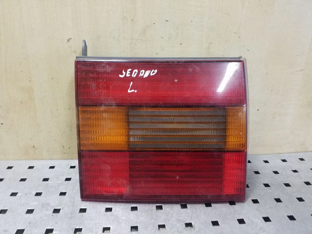 Tailgate rear/tail lights 3A5945107 – Volkswagen Passat B4 (1994-1996)