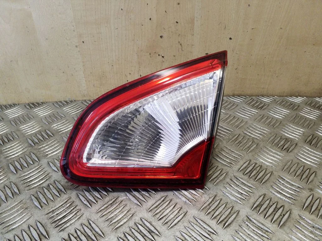 Tagatuli luugil 89503209 – Nissan Qashqai (2010-2014)