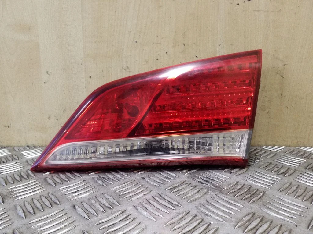 Tagatuli luugil 924043Z300
