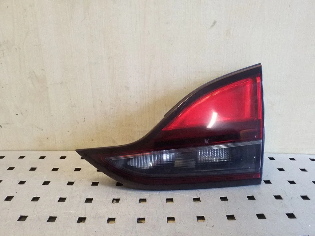 Tailgate rear/tail lights – Opel Zafira C (2011-2019)