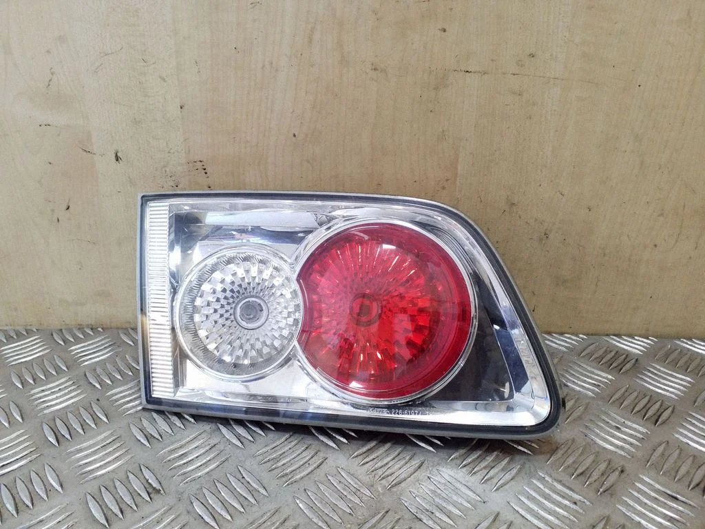 Tailgate rear/tail lights 22661974