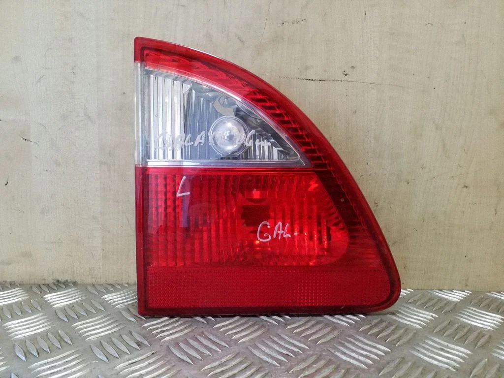 Tailgate rear/tail lights 7M5945093D