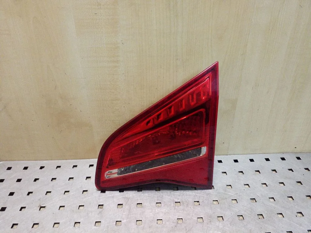 Tailgate rear/tail lights 13260841