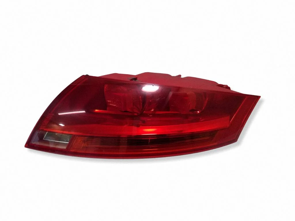 Rear/tail lights 8J0945096B