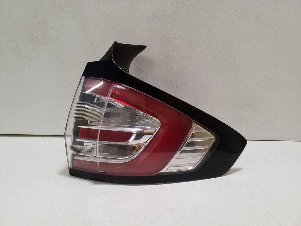 Rear/tail lights EM2B13404AG