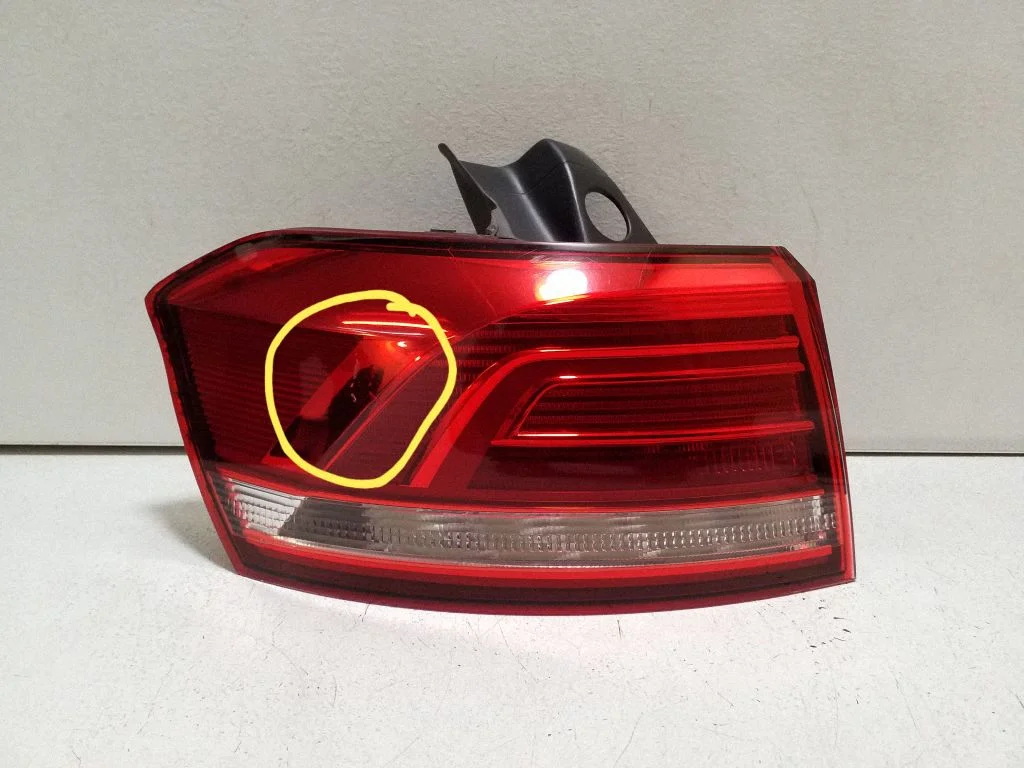 Rear/tail lights – Volkswagen Passat B7 USA (2012-2019), left