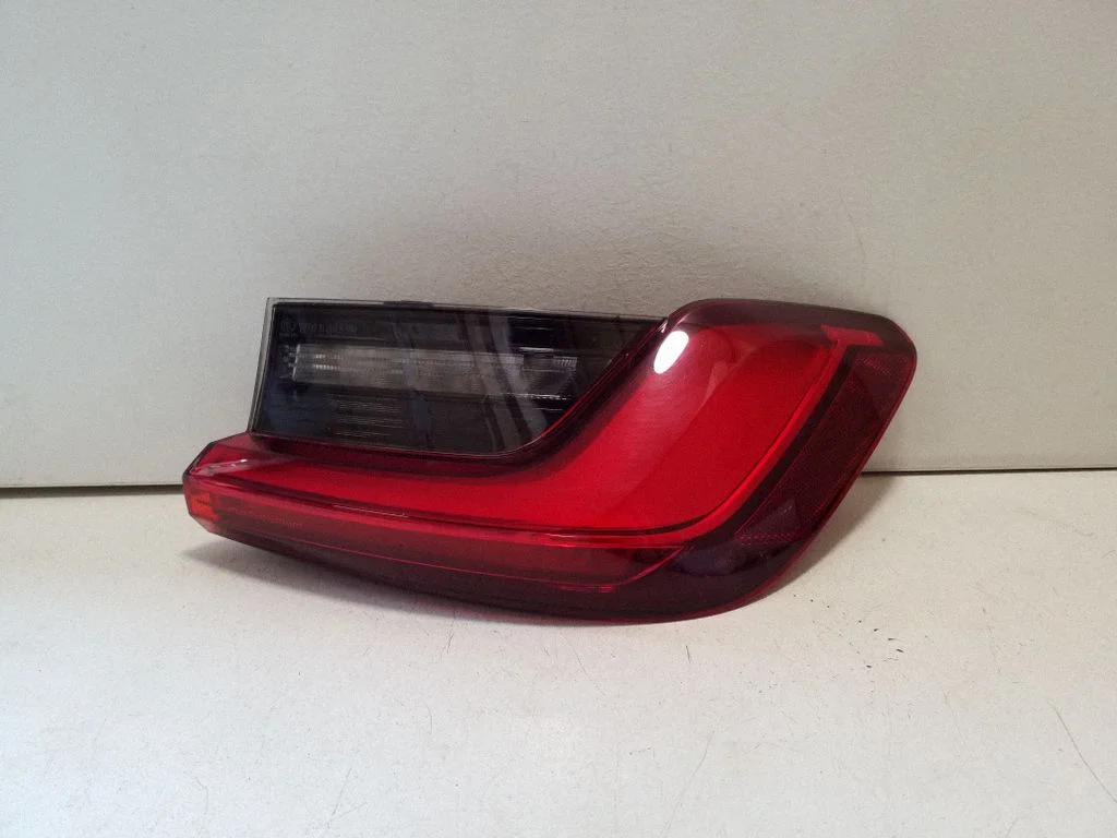 Rear/tail lights H4742045012