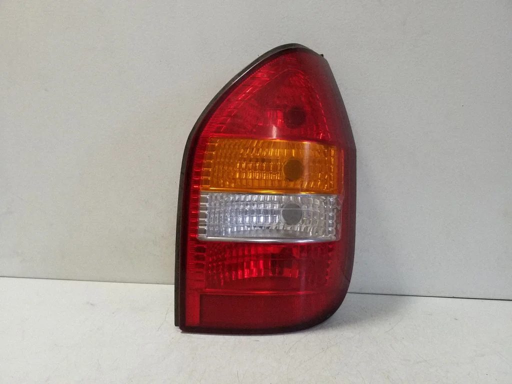Rear/tail lights E9020100