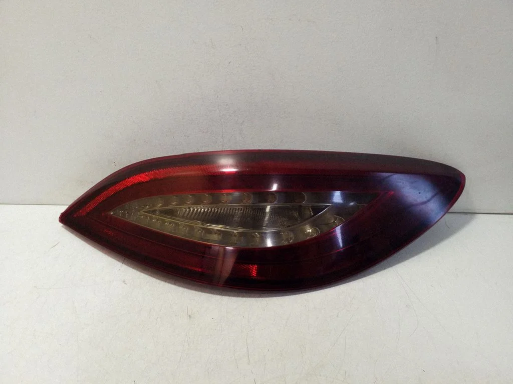 Lampa tylna w błotniku – Mercedes-Benz Klasa CLS C218 X218 (2011-2017)