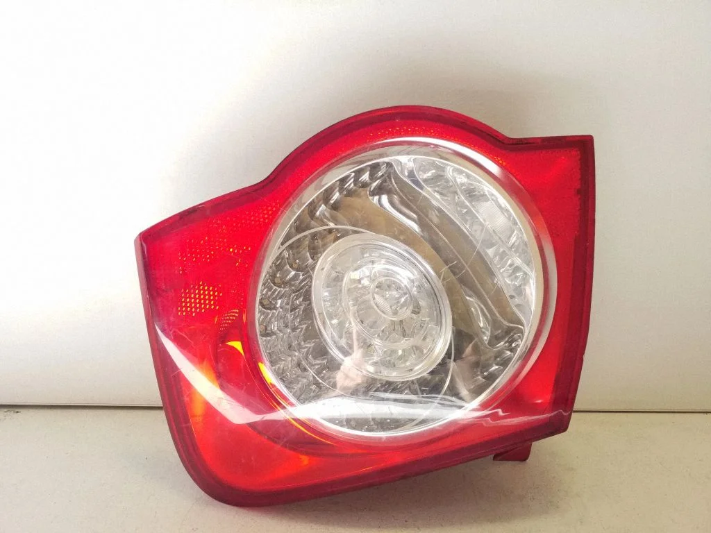 Rear/tail lights 275702 – Volkswagen Passat B6 (2005-2010)