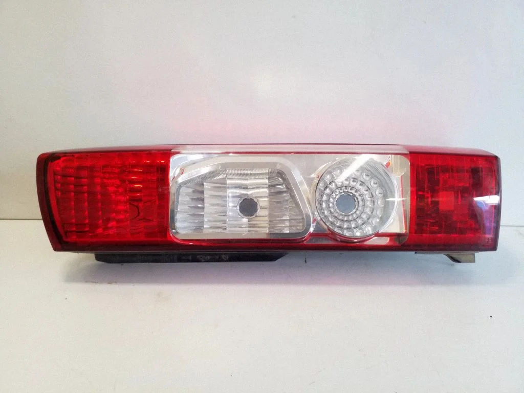 Rear/tail lights 20151999