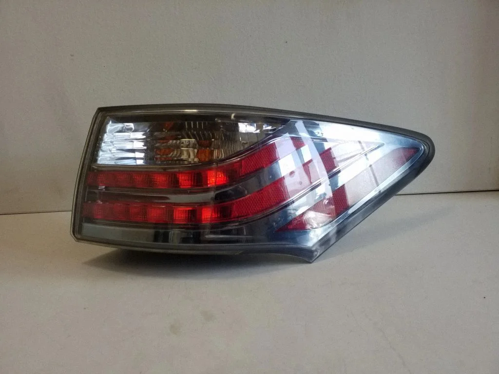Rear/tail lights KOITO7615
