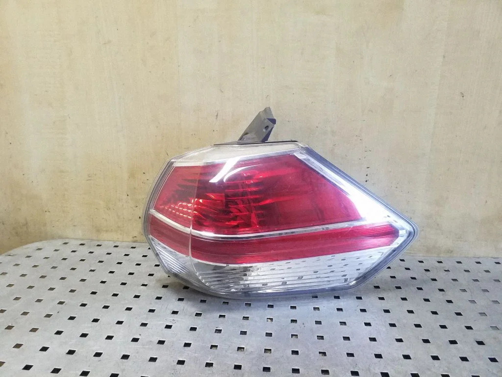 Rear/tail lights 22017939