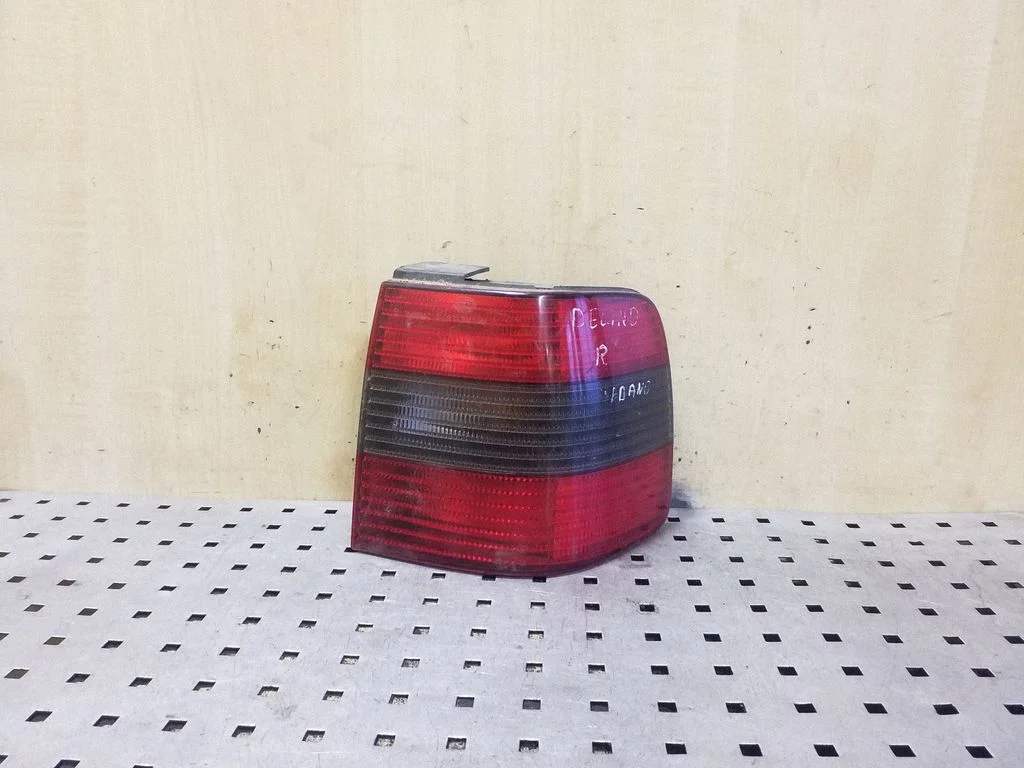 Rear/tail lights 3A5945112B – Volkswagen Passat B4 (1994-1996)