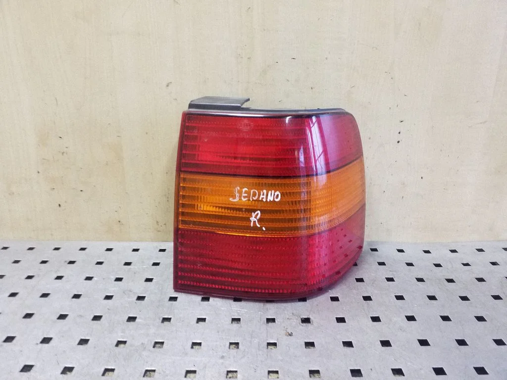 Rear/tail lights 3A5945112 – Volkswagen Passat B4 (1994-1996)