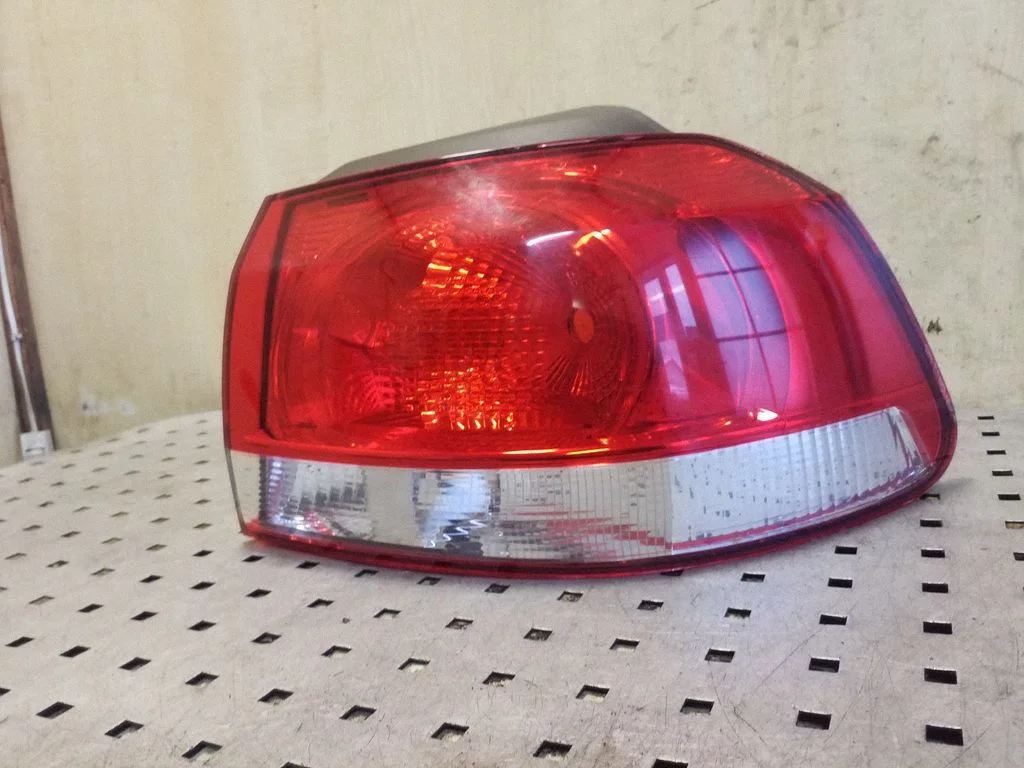 Tagatuli keres 89089721R