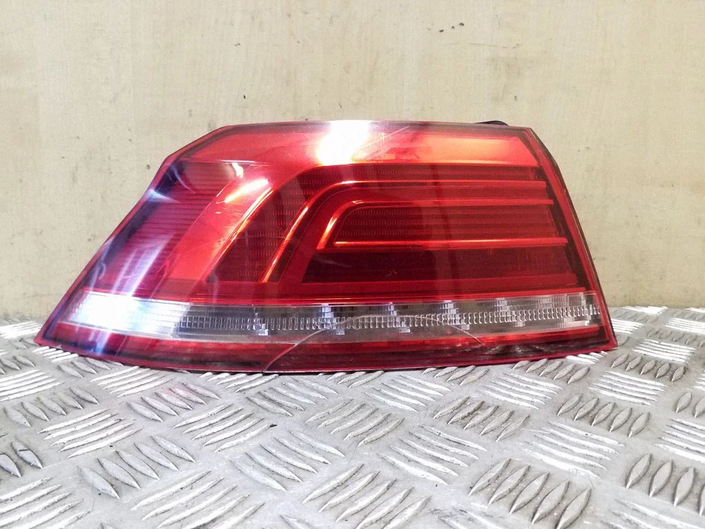 Rear/tail lights 3G5945311 – Volkswagen Passat CC (2008-2016)