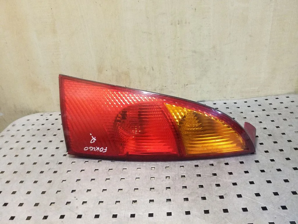 Tagatuli keres XS4X13404AC – Ford Focus (1998-2004)