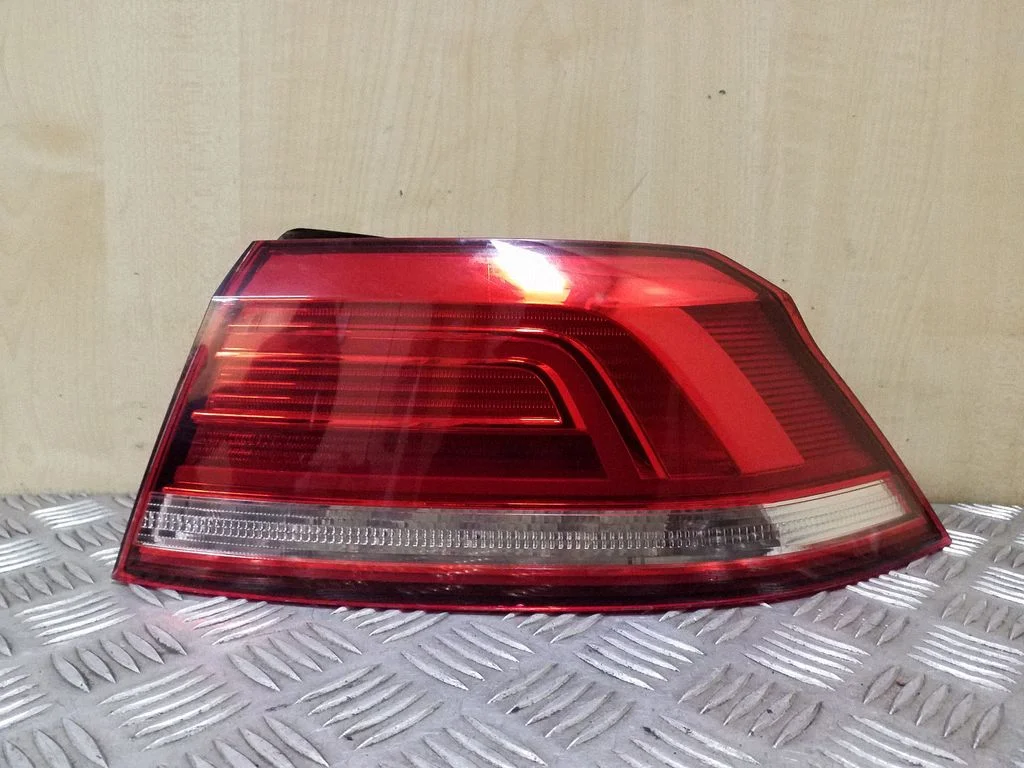 Rear/tail lights 3G5945312 – Volkswagen Passat CC (2008-2016)