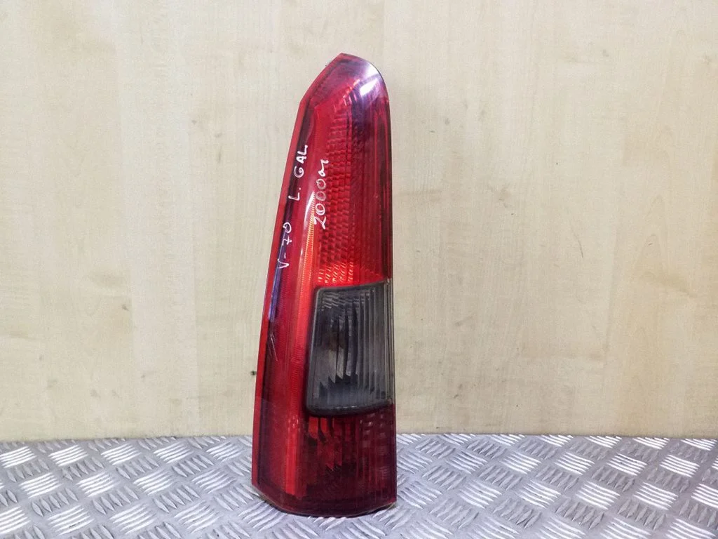 Rear/tail lights 9154493ECE