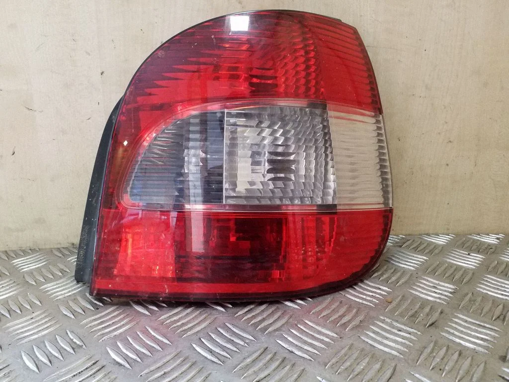 Rear/tail lights E29002 – Renault Scenic I (1996-2003)