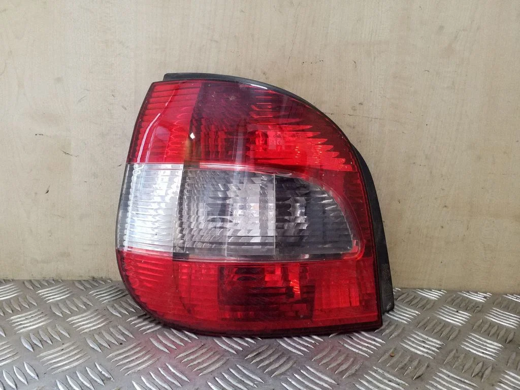 Rear/tail lights E29002 – Renault Scenic I (1996-2003)