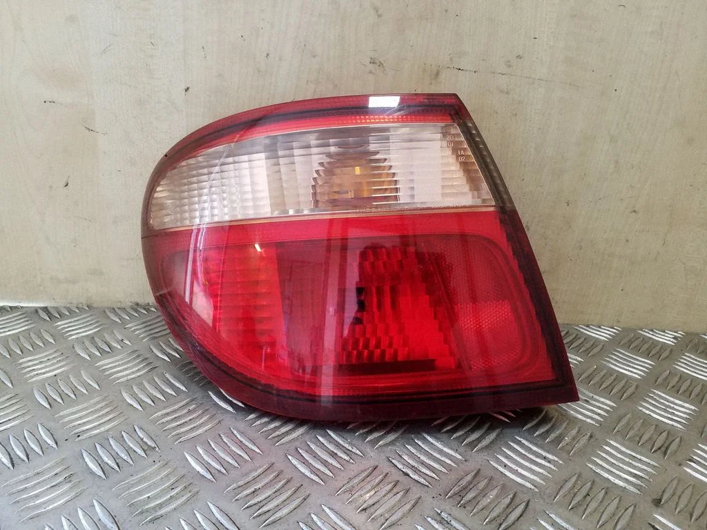 Tagatuli keres E139673 – Nissan Almera N16 (2000-2010)