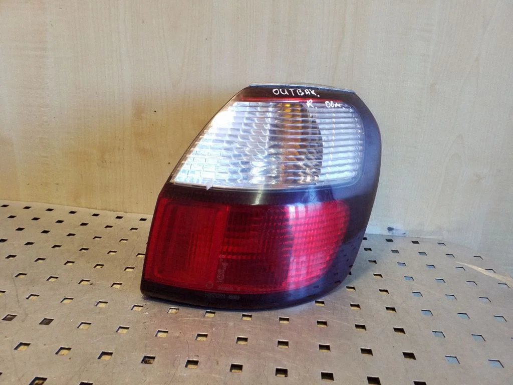 Rear/tail lights WF06R