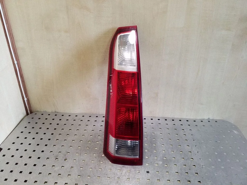 Rear/tail lights 13203393