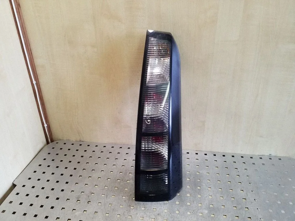 Rear/tail lights 13196001