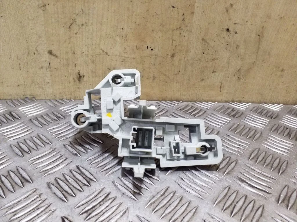 Tagatule osa – Volvo S60 (2005-2010), parem