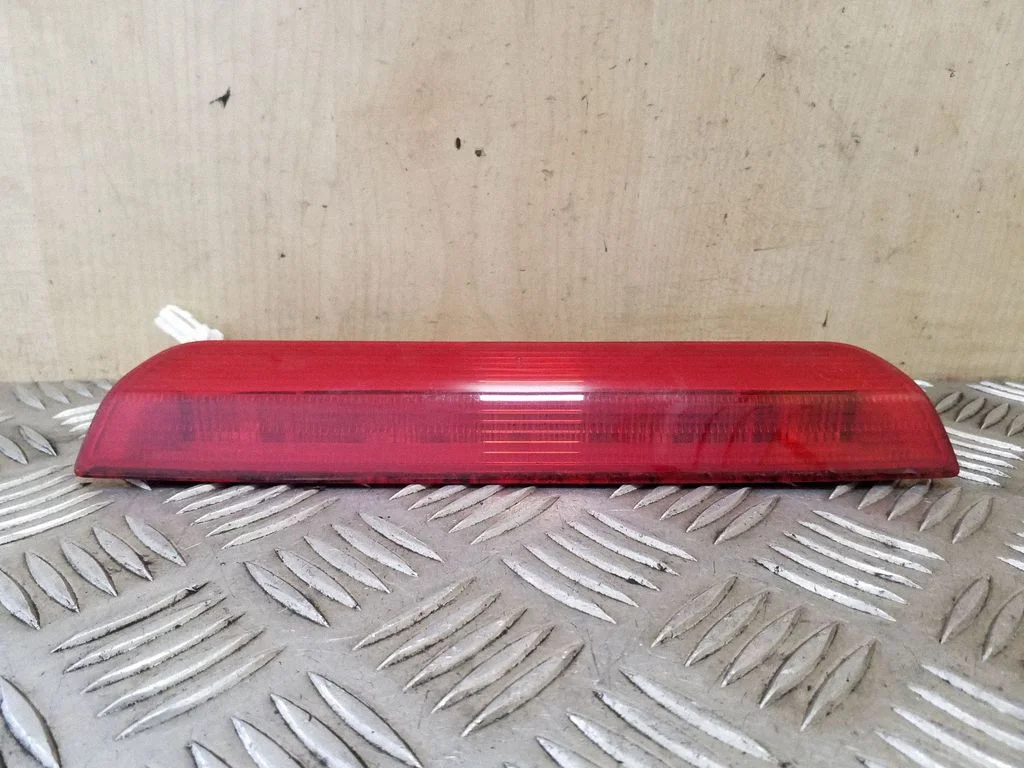Lisapidurituli L90028367 – Nissan X-Trail T32 (2014-2021)