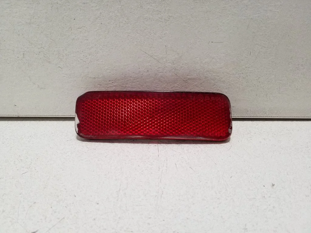 Rear tail light reflector – Ford Transit Custom (2013-2023)