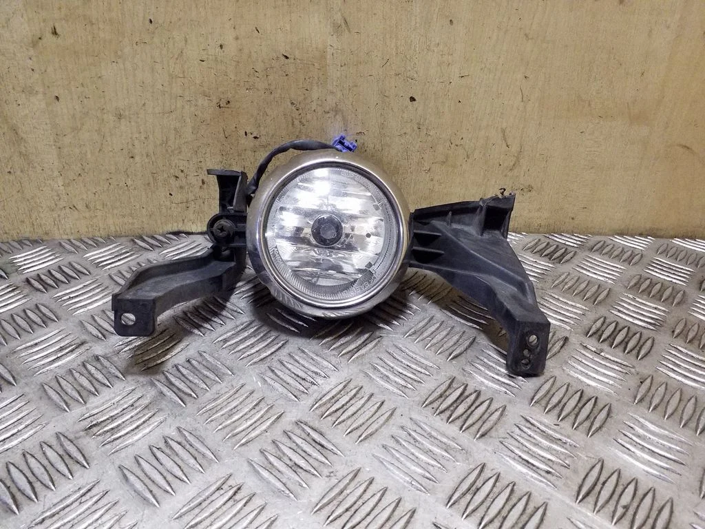 Front fog light 922022P0
