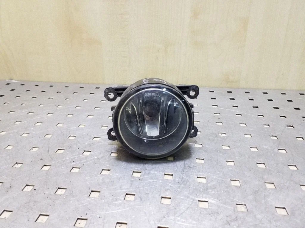 Front fog light 89210094