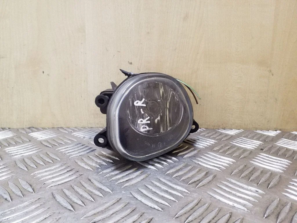 Halogen przedni 4Z7941700 – Audi A6 Allroad C5 (1999-2005)