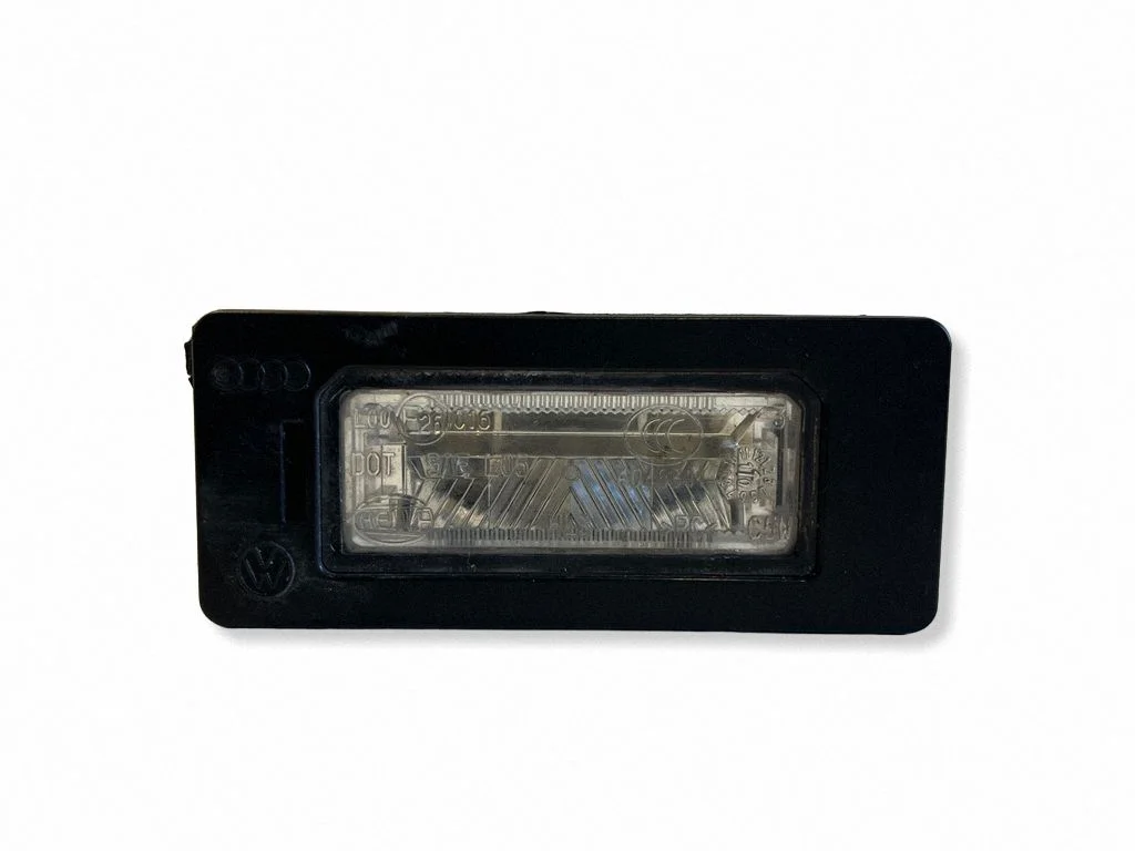 Number plate light 8T0943021
