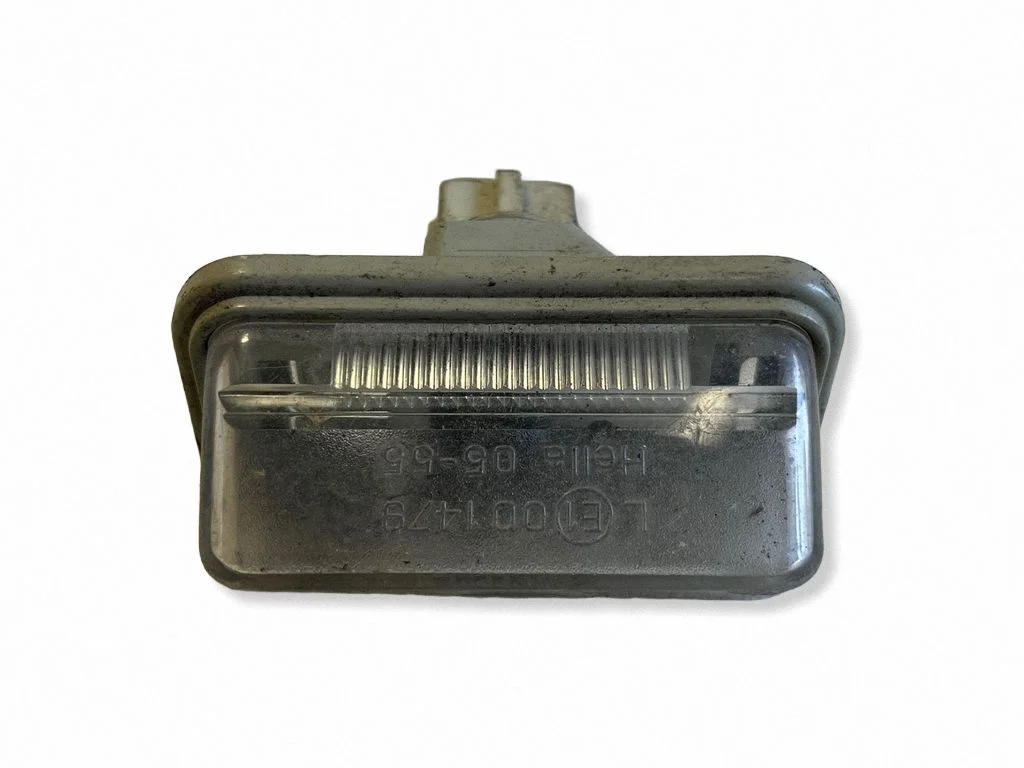 Number plate light E1001479
