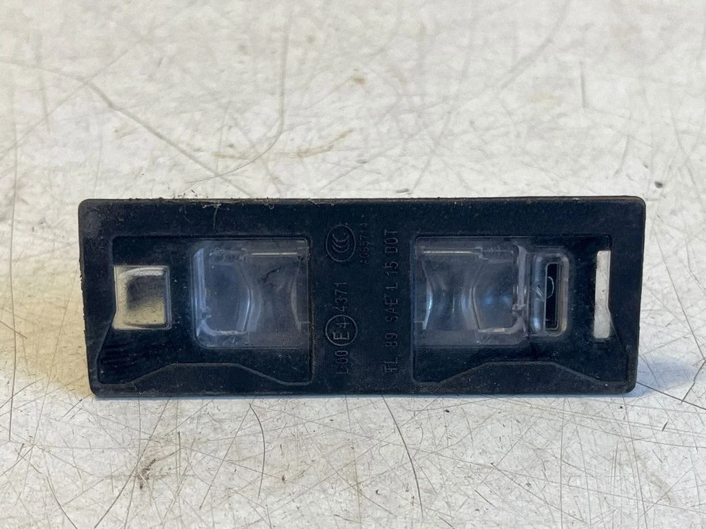 Number plate light 8W6943021A – Audi SQ2 GA (2017-)