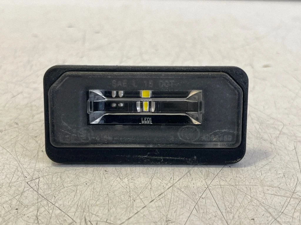 Number plate light 103434100A – Tesla Model S (2012-)