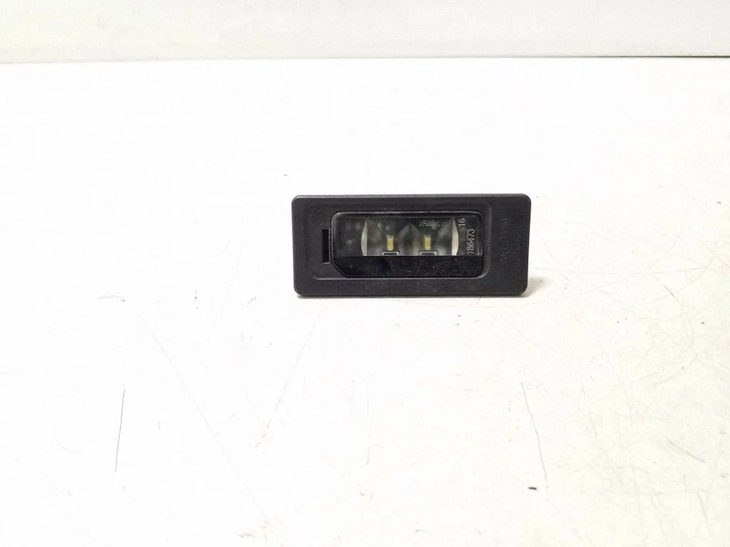Number plate light 3AP943021A
