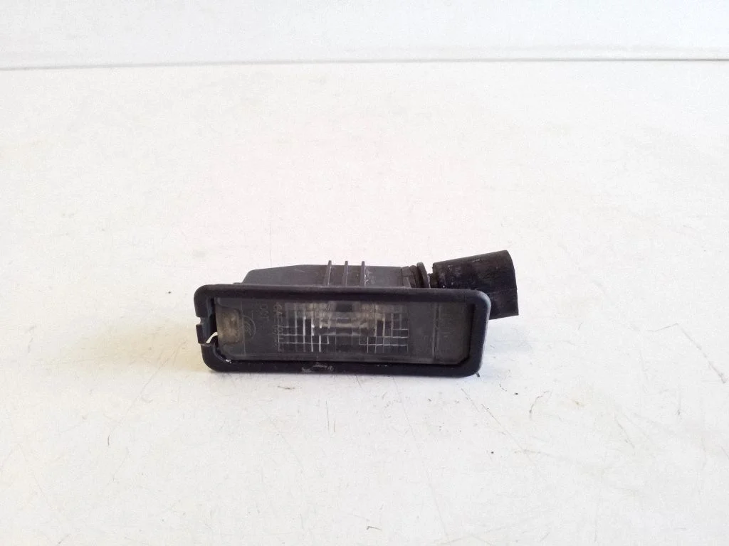 Number plate light 1K8943021