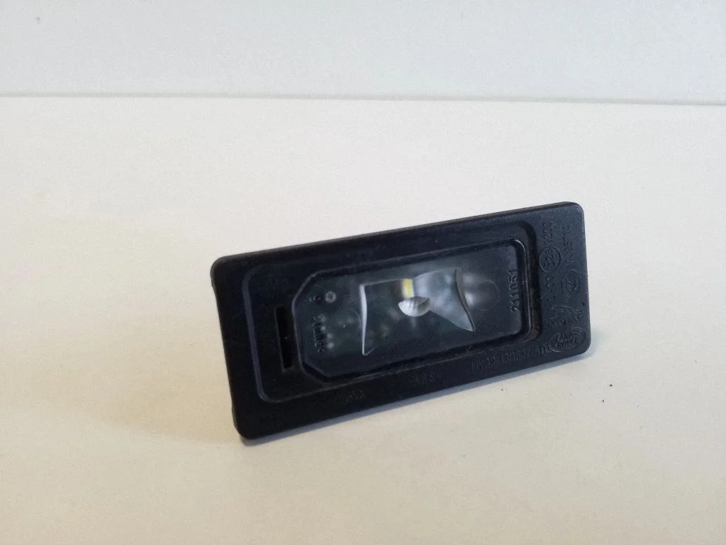 Number plate light HY3213B627AB