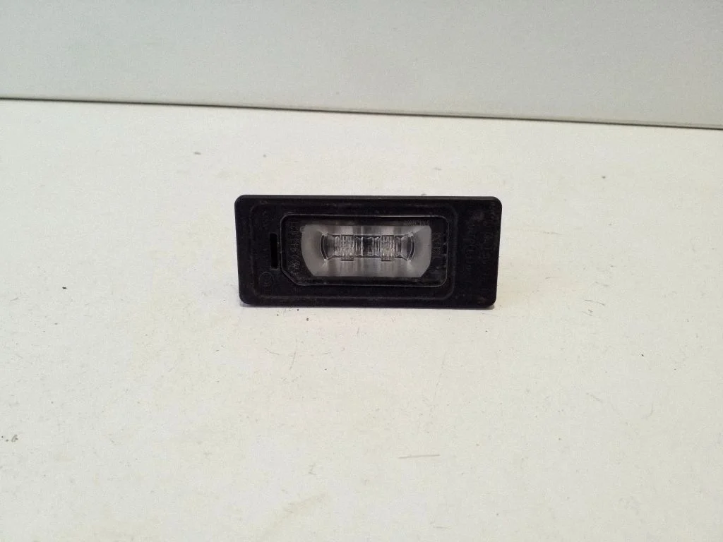 Number plate light 4G0943021