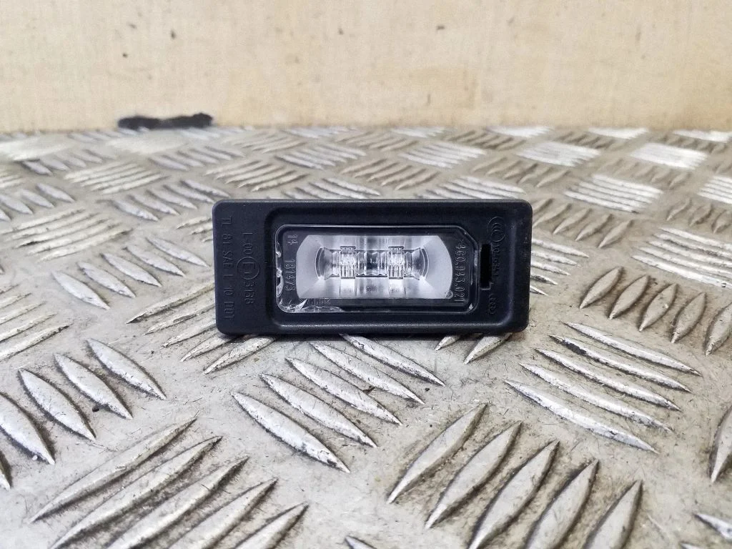 Number plate light 4G0943021