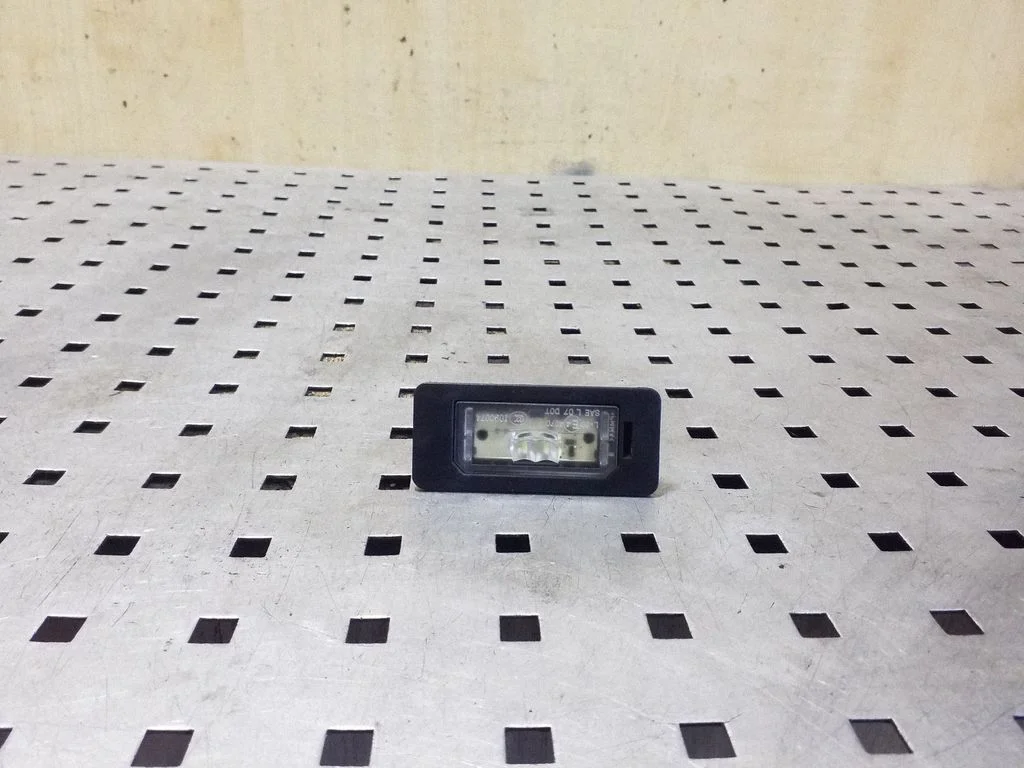 Number plate light 63267193293