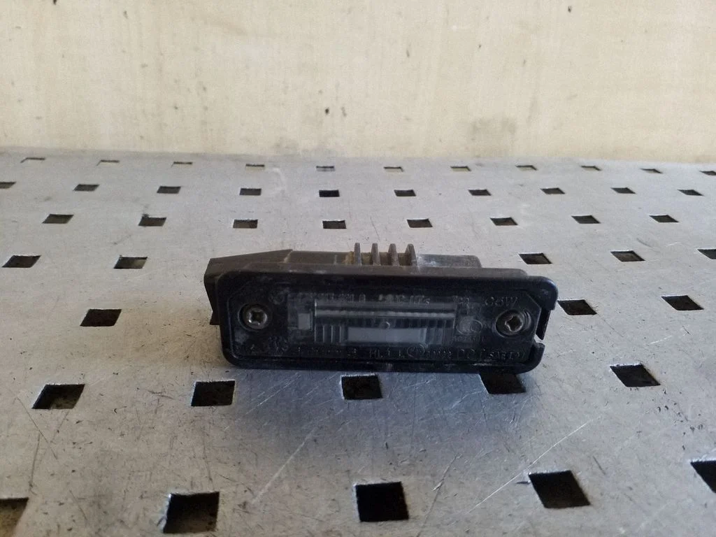 Number plate light 3D0943021A
