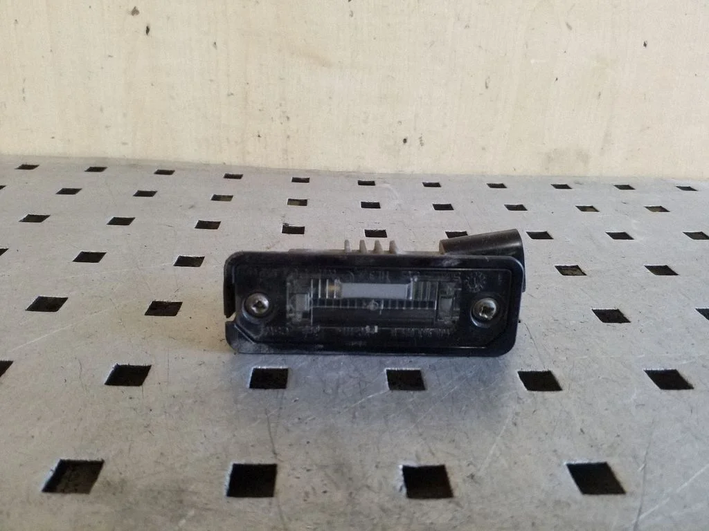 Number plate light 3D0943021A