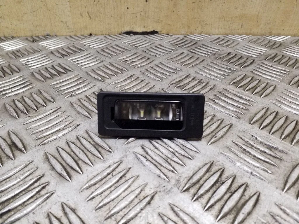 Number plate light 3AF943021A