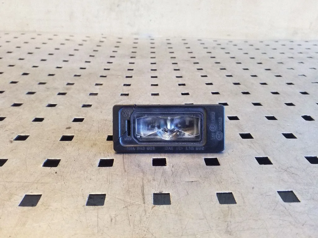 Number plate light 5NA943021